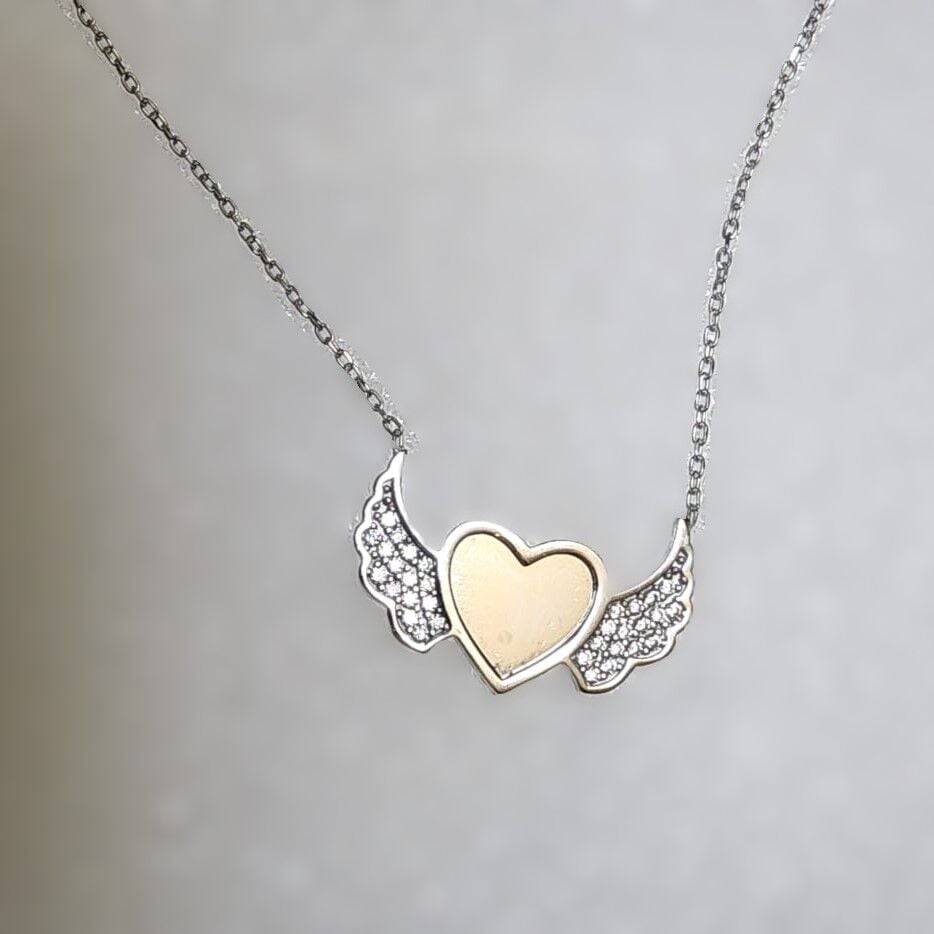Gümüş Kanatlı Kalp Kolye