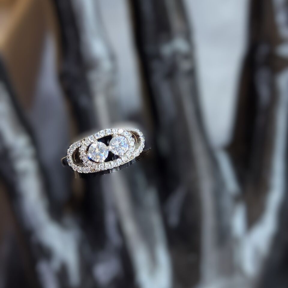 925 Ayar Gümüş Oval İçinde 3 taş Set