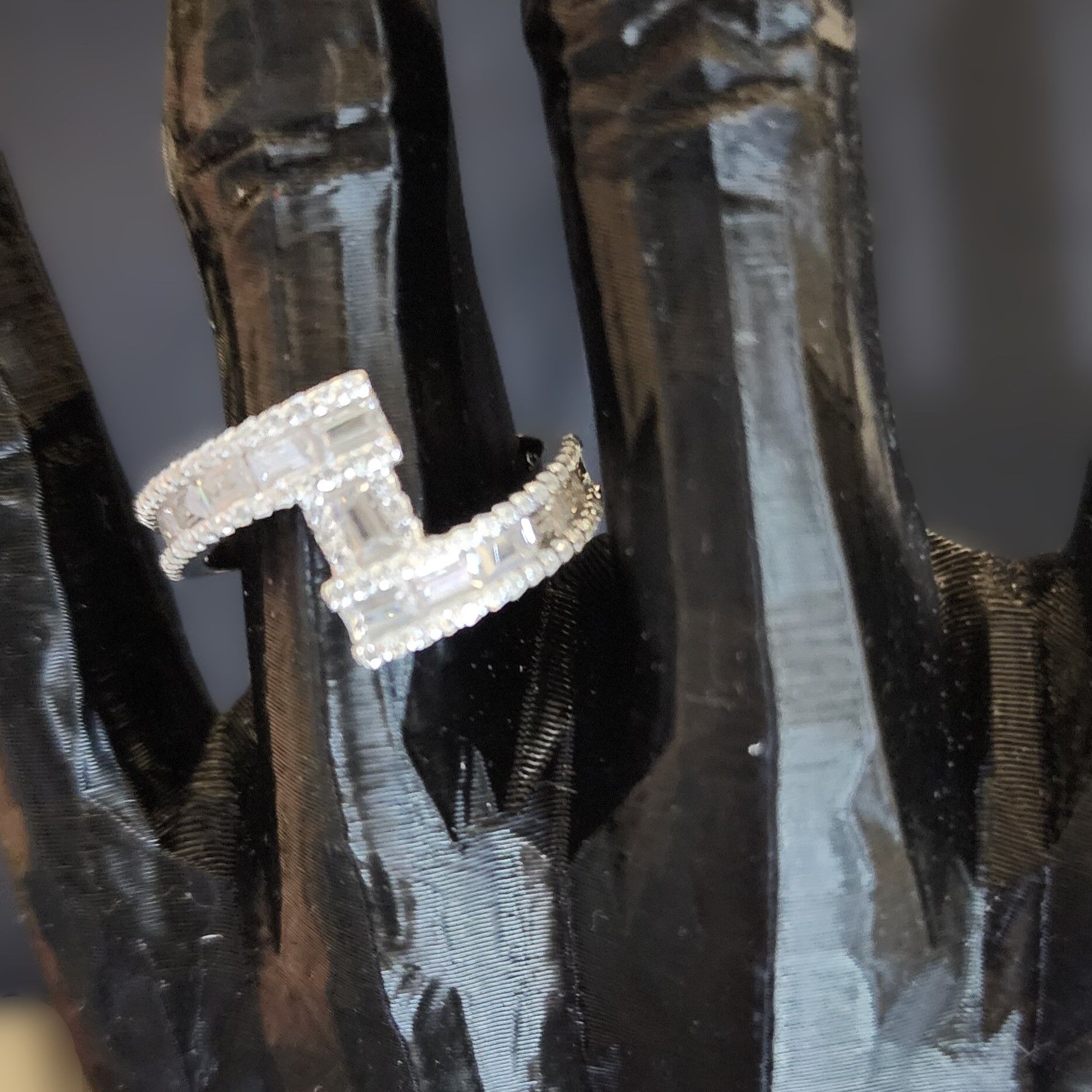 925 Ayar Gümüş Zirkon Baget Z Yüzük